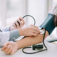 Tại sao cao huyết áp vô căn lại cần điều trị lâu dài?